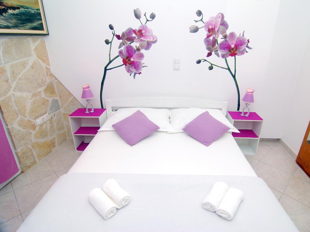 Studios Magnolia Trogir Habitación foto